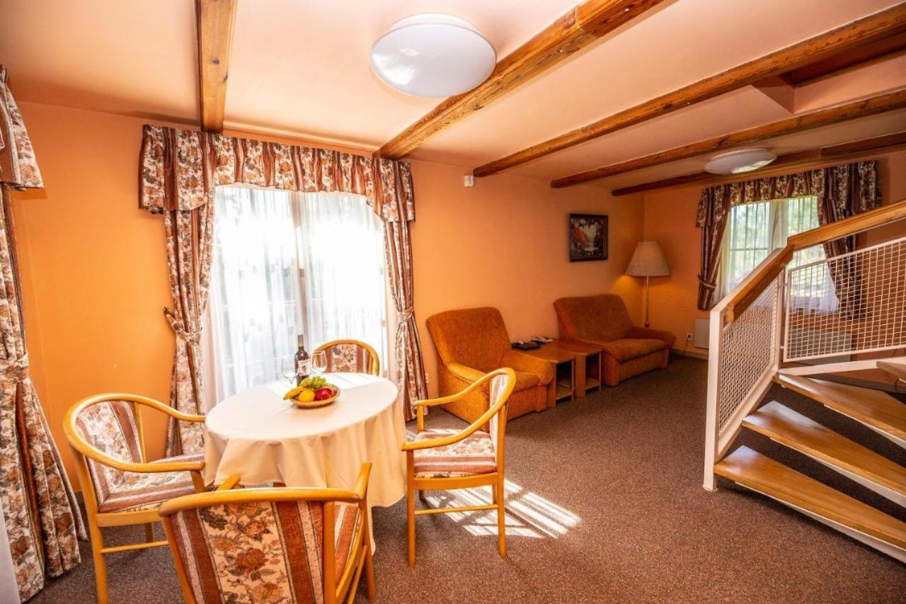Hotel Na Jezere Horní Planá المظهر الخارجي الصورة